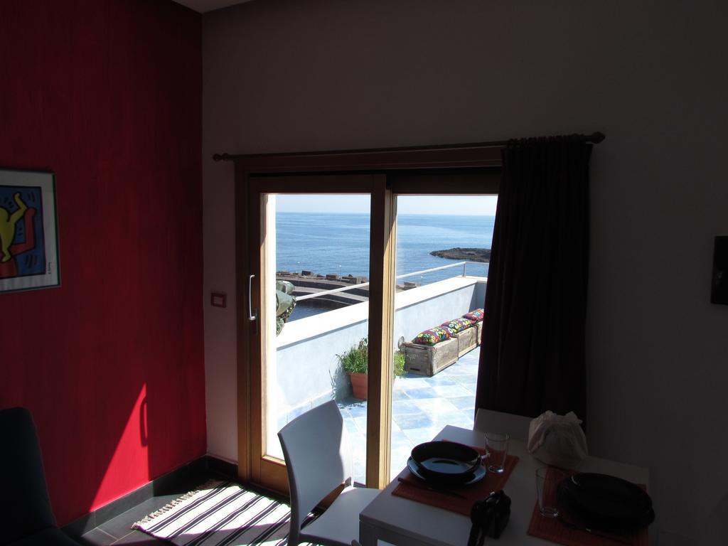 Bed and Breakfast La Terrazza Sul Mare Aci Castello Exteriér fotografie