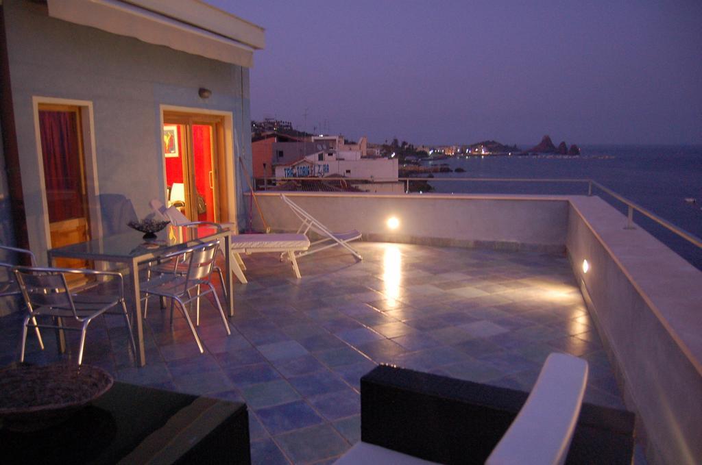 Bed and Breakfast La Terrazza Sul Mare Aci Castello Pokoj fotografie