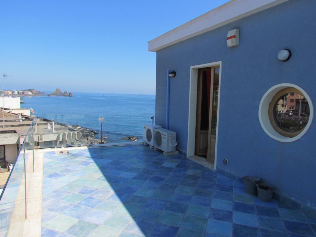 Bed and Breakfast La Terrazza Sul Mare Aci Castello Exteriér fotografie